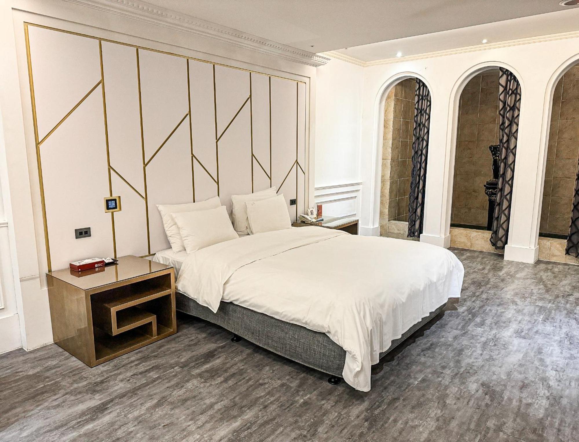 All-Ur Boutique Motel - Taichung Branch Eksteriør bilde